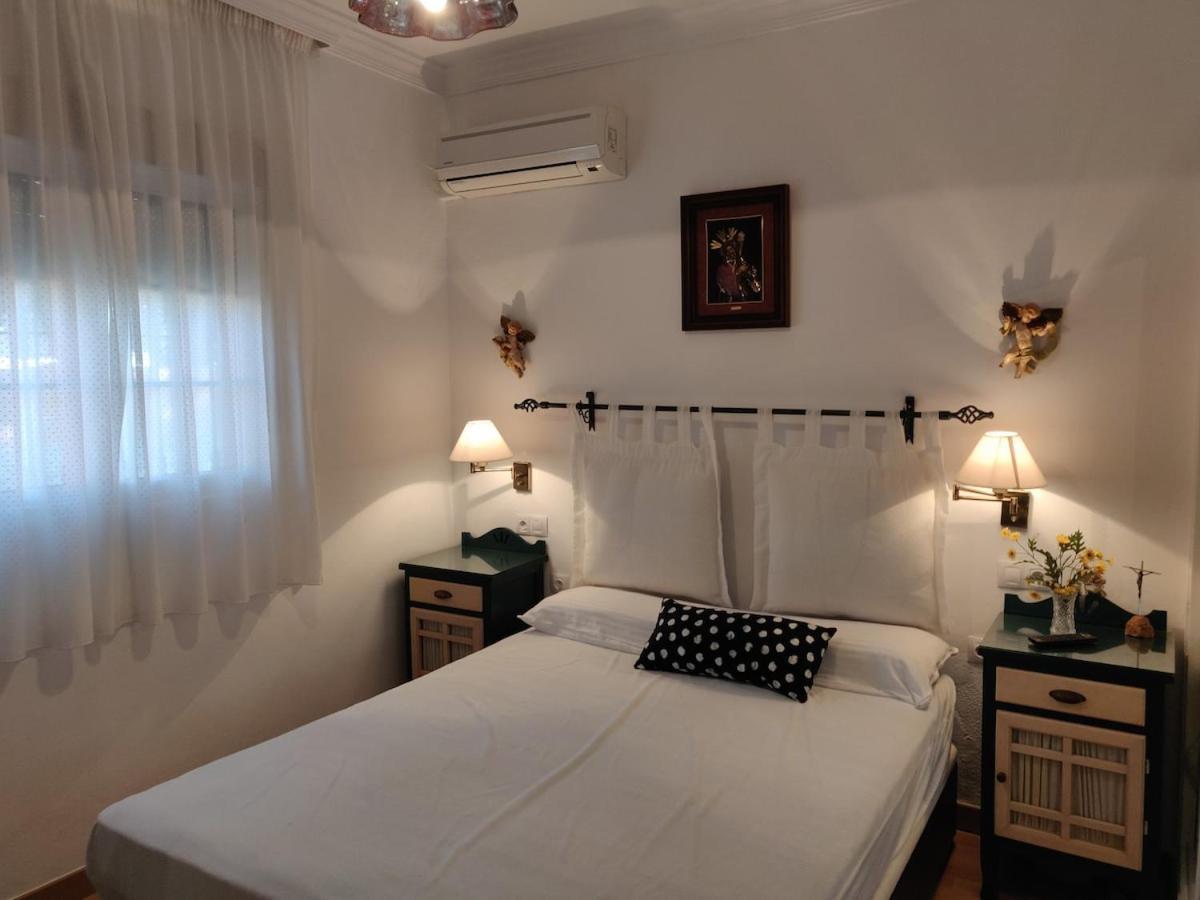 Chalet Los Pinos Con Piscina Privada โนโบซังก์ติเปตรี ภายนอก รูปภาพ