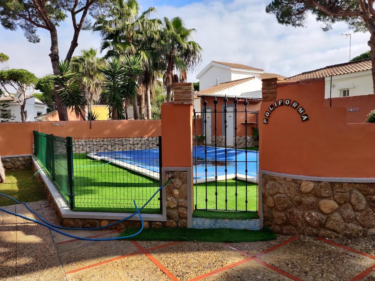 Chalet Los Pinos Con Piscina Privada โนโบซังก์ติเปตรี ภายนอก รูปภาพ